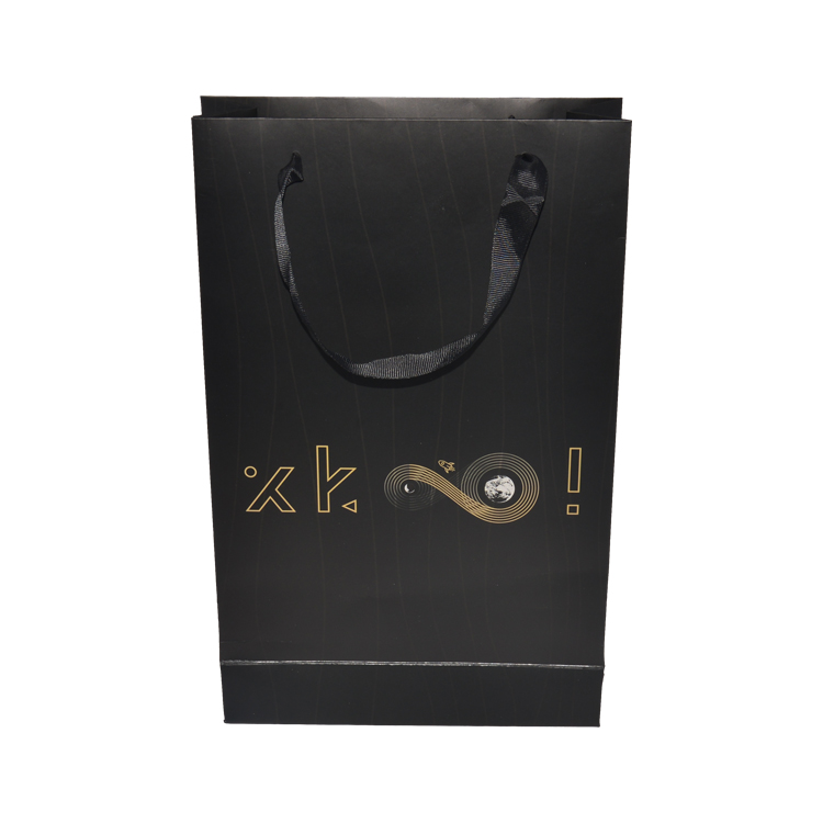 Luxury Matte Black Retail Paper Gift Shopping Bags with Customized Printing and Gold Foiled Logo