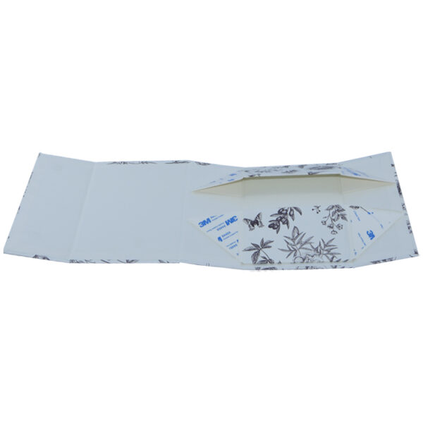 ロゴの包装の注文の本の形の磁気ギフト用の箱 ロゴの包装の注文の本の形の磁気ギフト用の箱