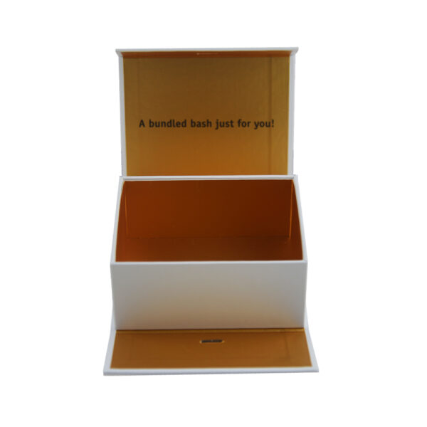 Golden Hair Bundle Gift Box With Ribbon Closure Packaging