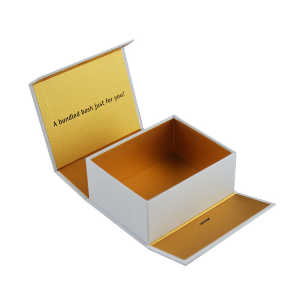 Golden Hair Bundle Gift Box With Ribbon Closure Packaging