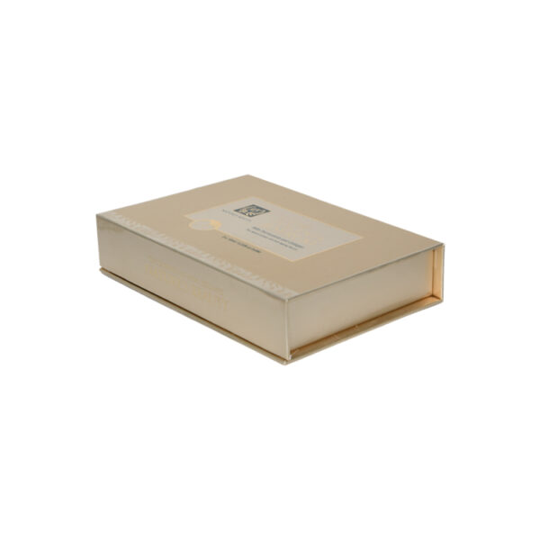 Luxury Gold Magnetic Gift Box With Plastic Holder Cosmetic