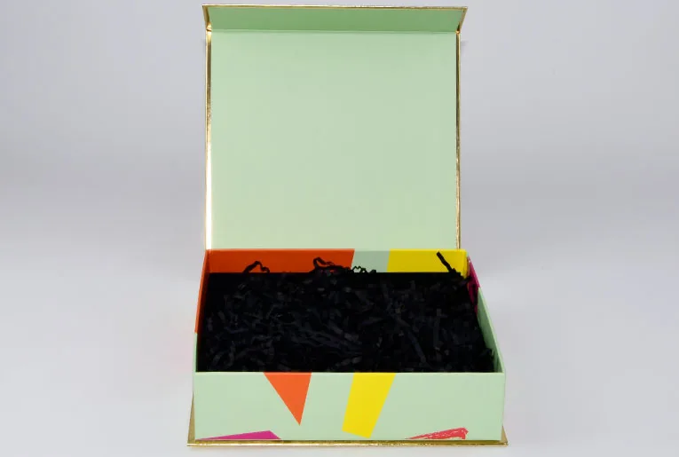 Bobbi Brown Cosmetic Packaging