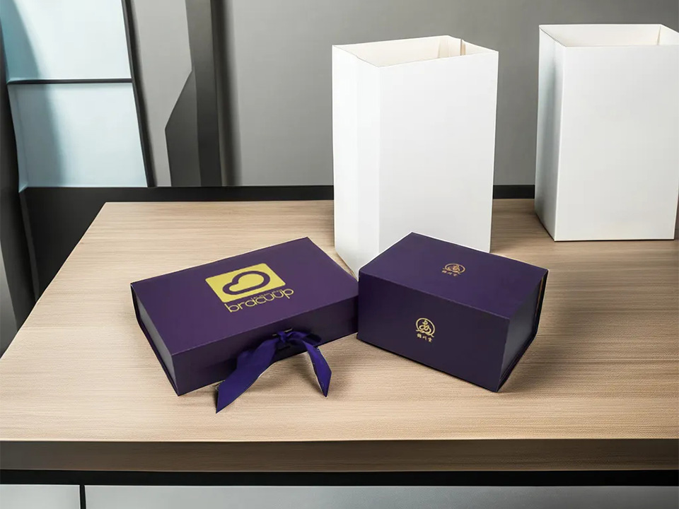 Collapsible Gift Boxes