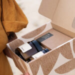 Corrugated Shipping Packaging Box with Insert