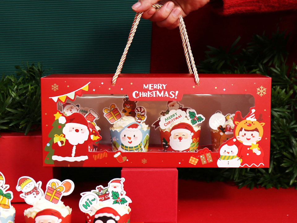 علب هدايا عيد الميلاد المخصصة