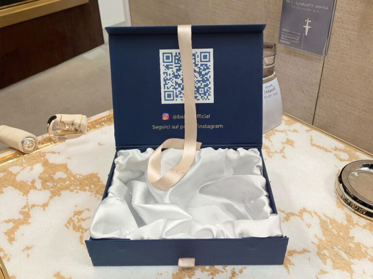 Custom Hair Extension Packaging