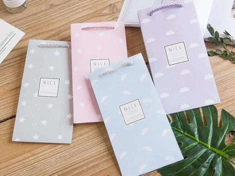 Customized Packaging Bags