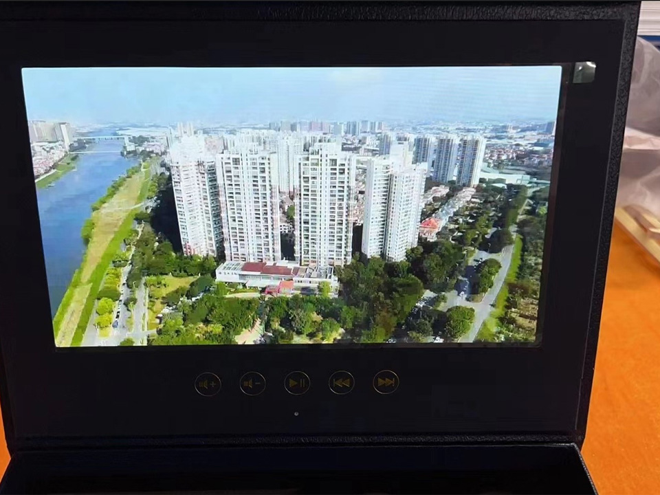 Customized gift box packaging