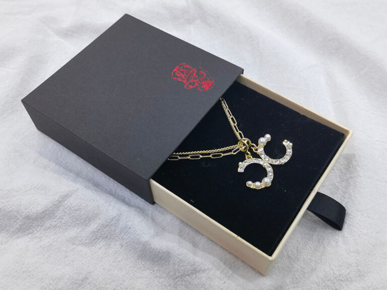 Customized luxury gift packaging boxes