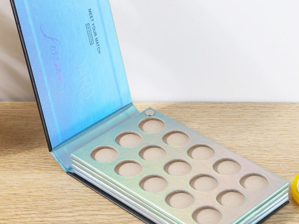 Empty Magnetic Palettes