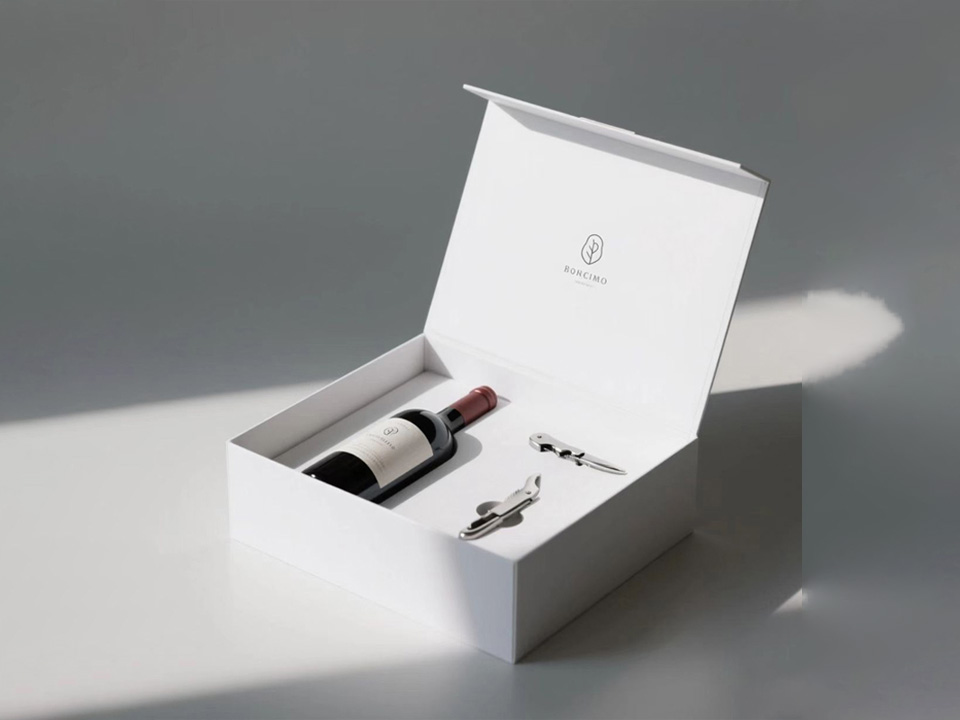 High-end paper packaging for wine