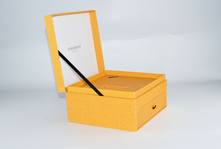 Yves Saint Laurent Double Layer Gift Boxes