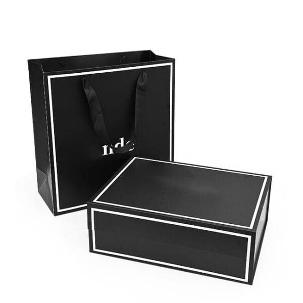 Bolsas de Regalo de Papel Negro Personalizadas y Cajas Rígidas al por Mayor